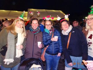 froehliche-jugend-beim-adventsglueh-in-hrschwiesen-kopie